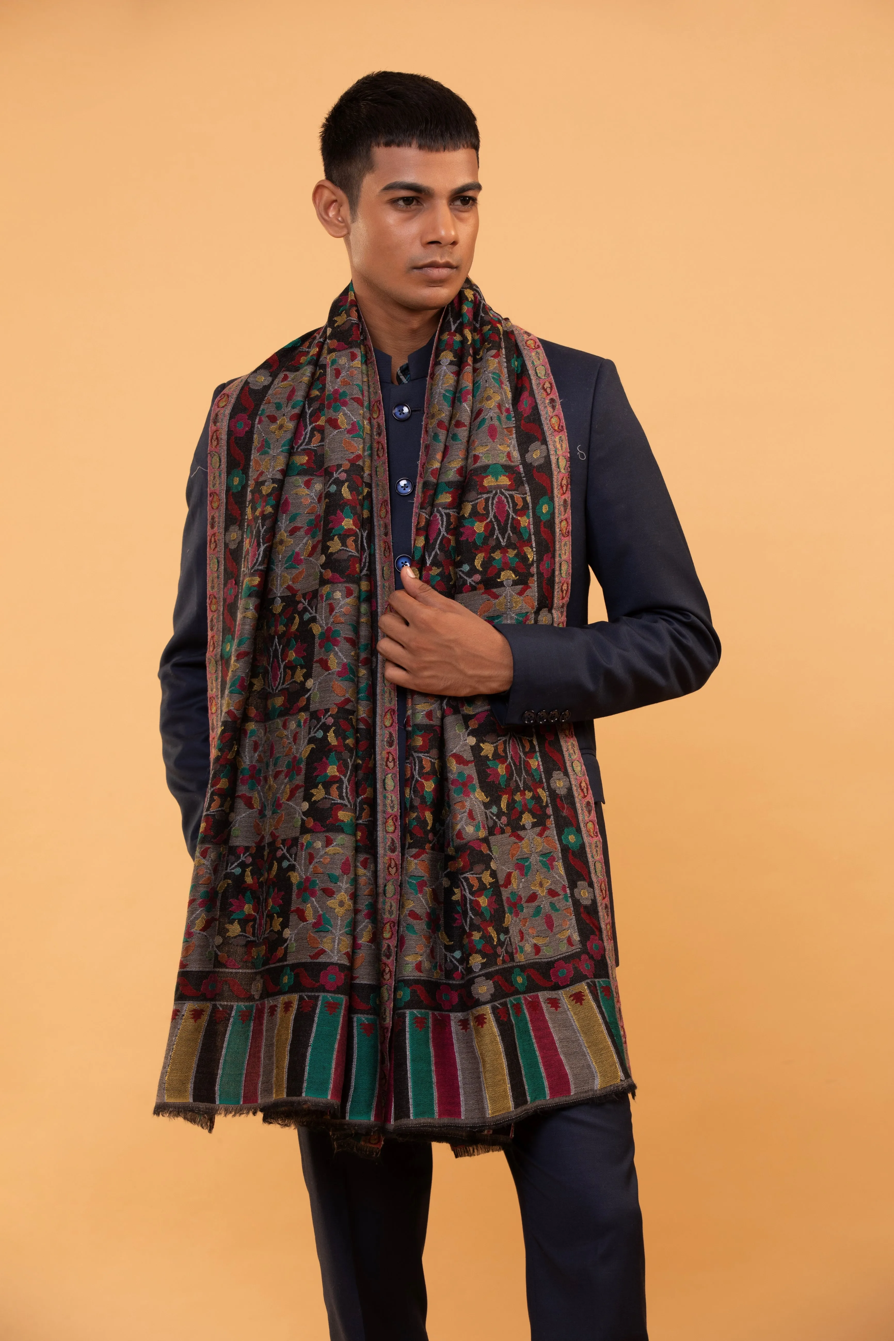 Box Buta Black Shawl with Multi-Leaf Kani Woven Design
