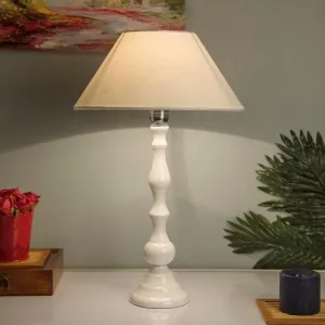 Graceful Gleam White Table Lamp - Ice