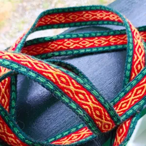 Short band in bright green and red (90 cm)
