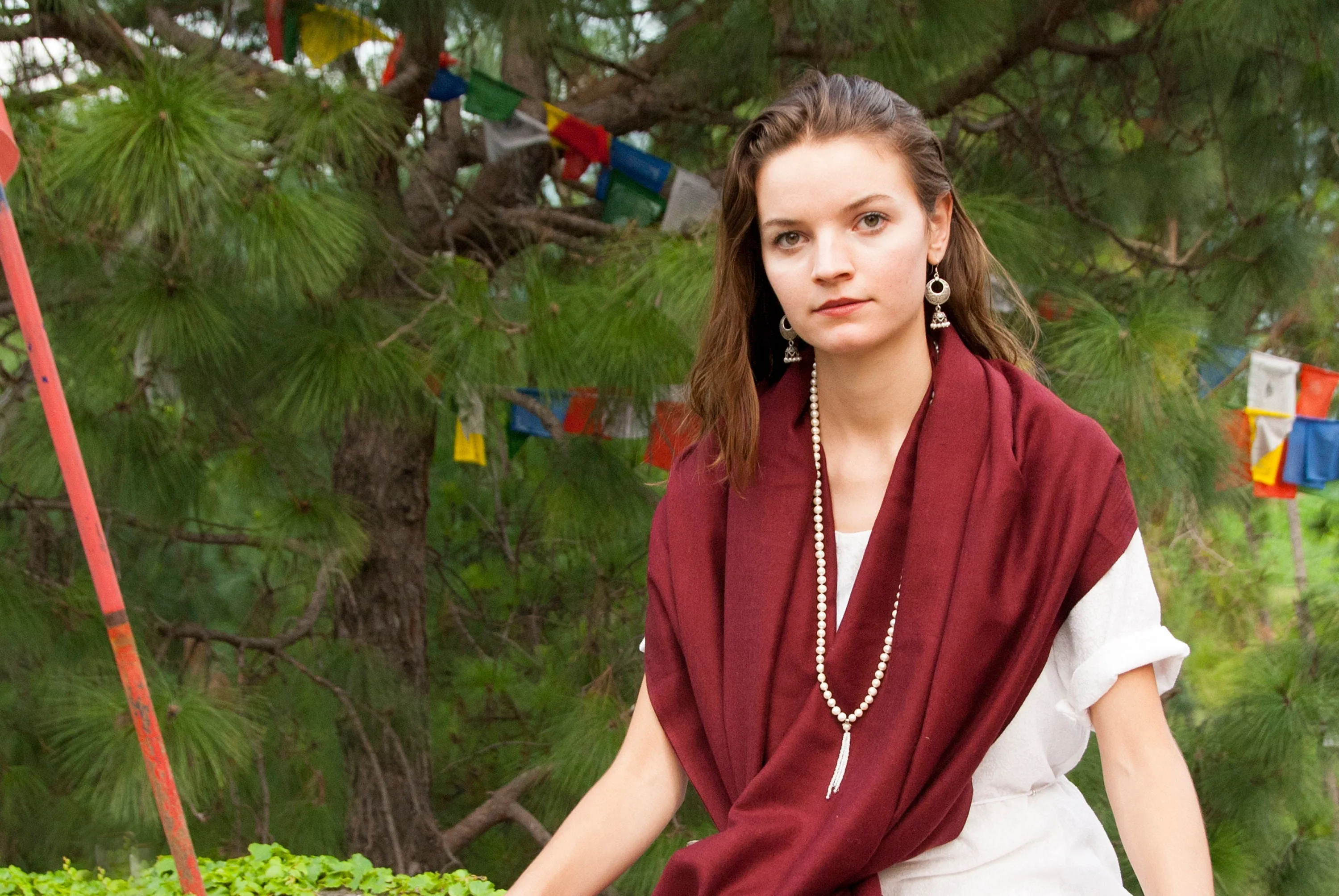 SUNDARI Burgundy Shawl, Burgundy Meditation Shawl, Buddhist Shawl, Monk Shawl, Prayer Shawl,   Fine Wool Shawl | EspritdelHimalaya